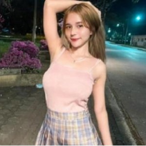 Onlyfans游戏主播-pim：80个视频，总共2.1G，身材火辣，粉丝狂热，社保安排，越南小E之争